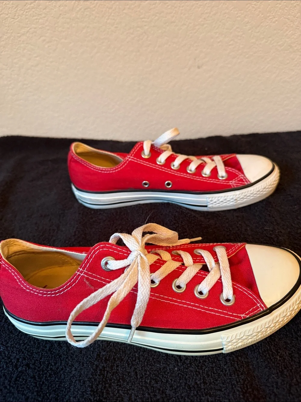 Converse classic low